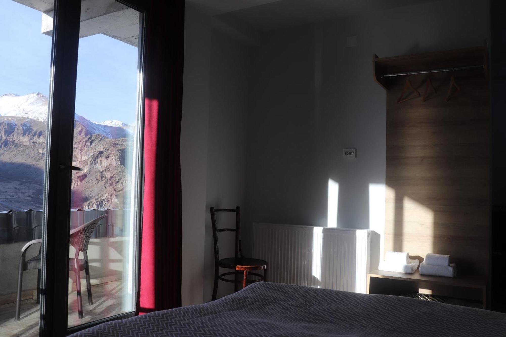 Rooftop Kazbegi Room photo