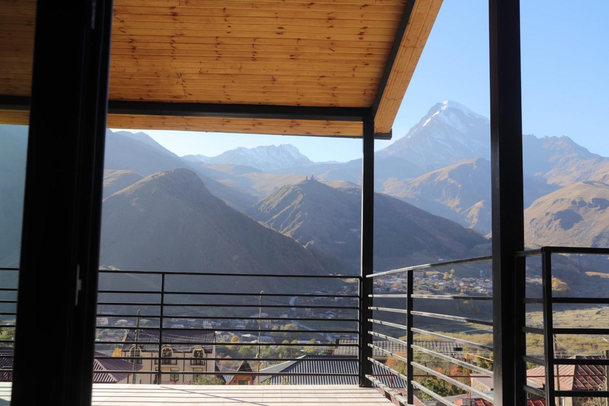 Rooftop Kazbegi Room photo