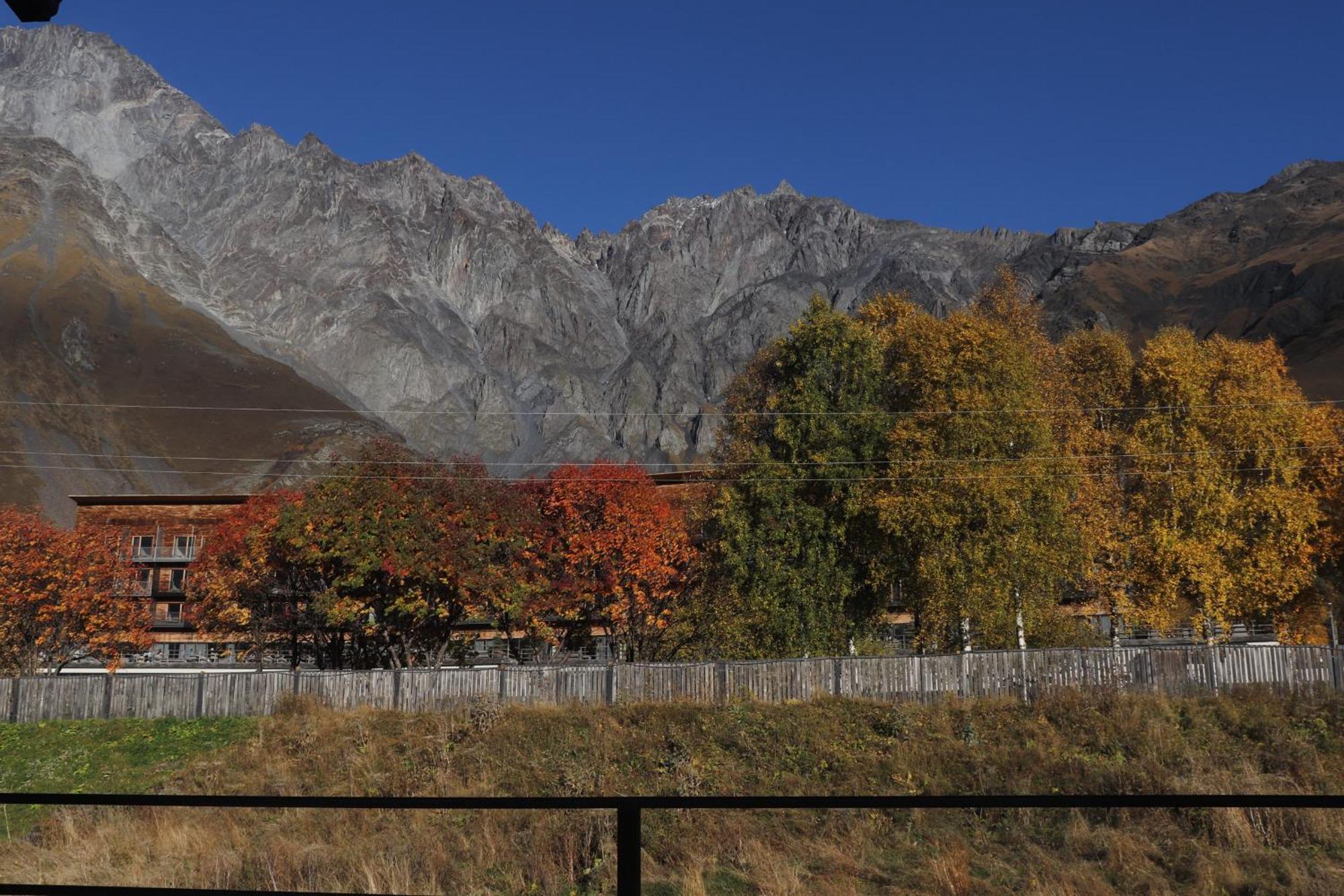 Rooftop Kazbegi Exterior photo